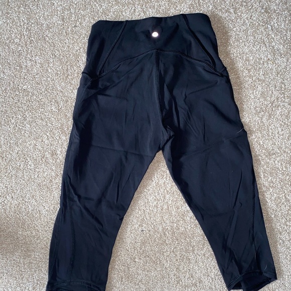 lululemon athletica Pants - Cropped lululemon
